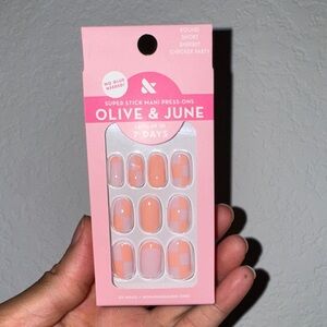 Peach and Pink Checker Press-On Nails